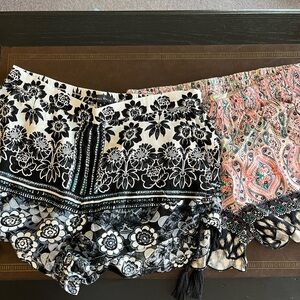 BUNDLE Two pair shorts kendall & kylie snd pac sun size xs